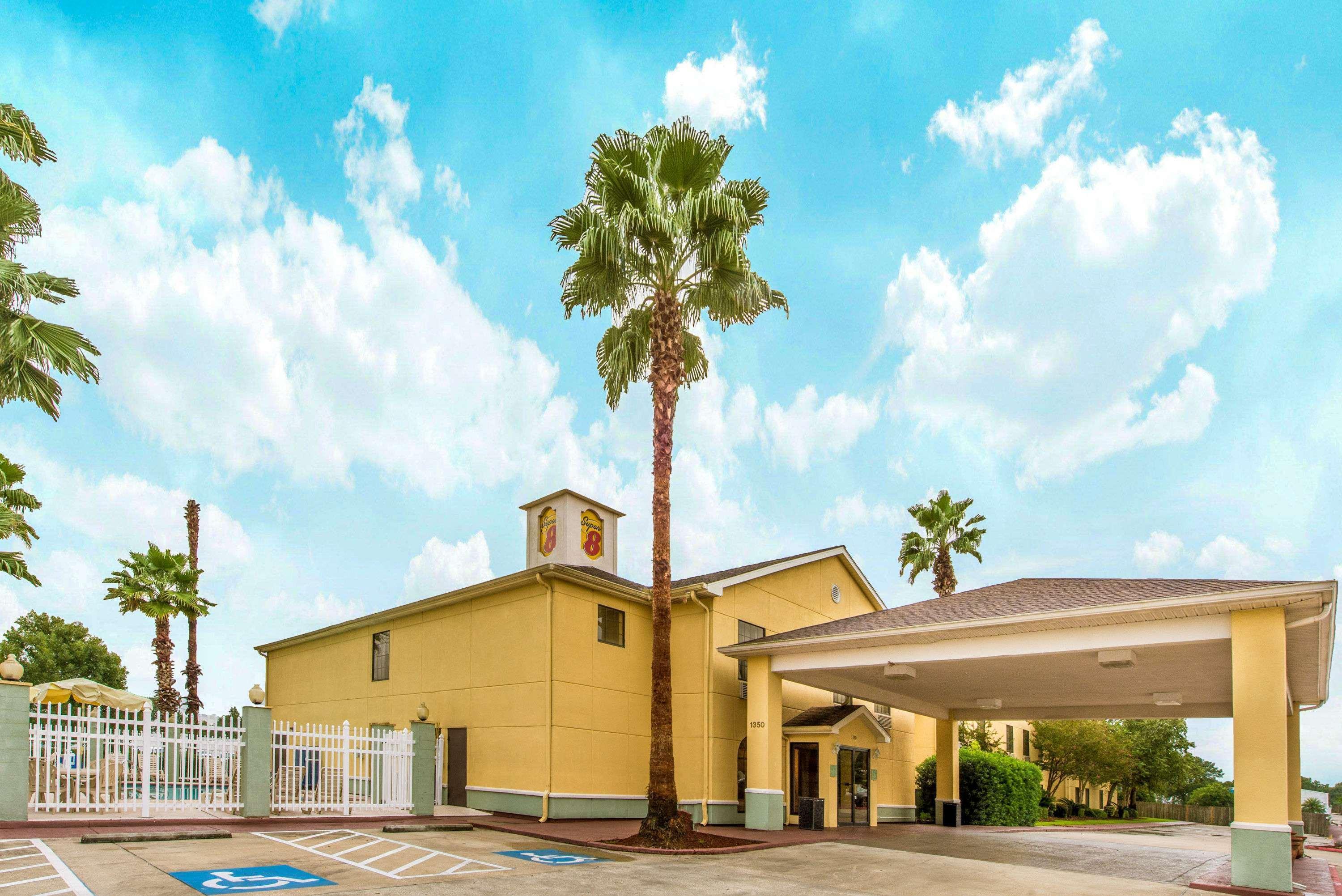 Super 8 By Wyndham Lake Charles/Sulphur מראה חיצוני תמונה