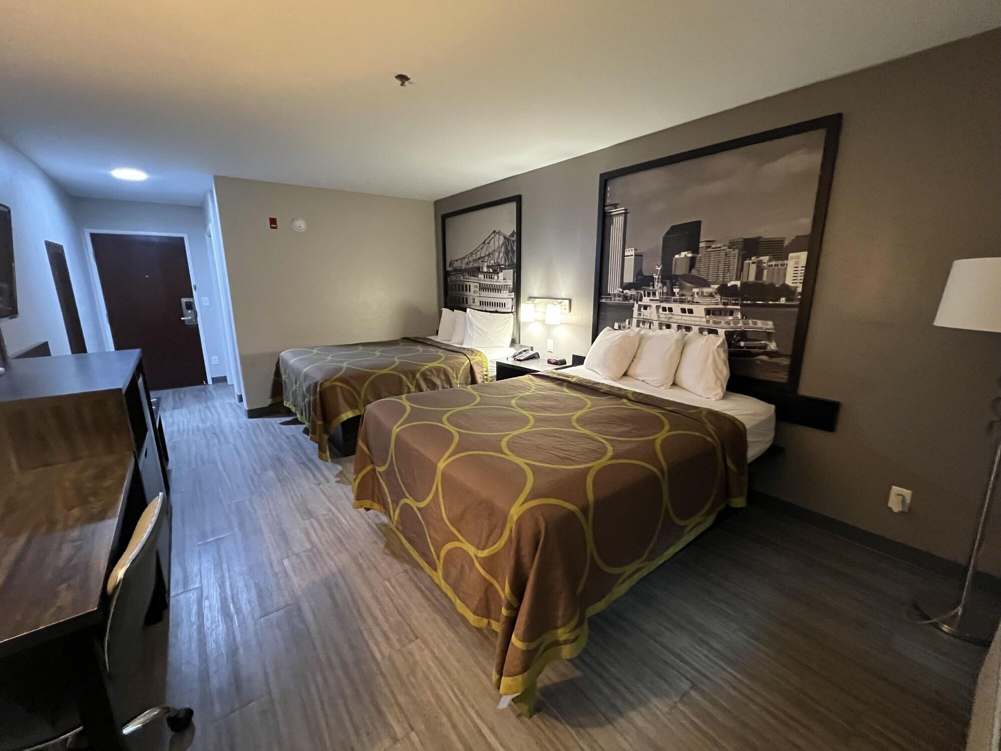 Super 8 By Wyndham Lake Charles/Sulphur מראה חיצוני תמונה